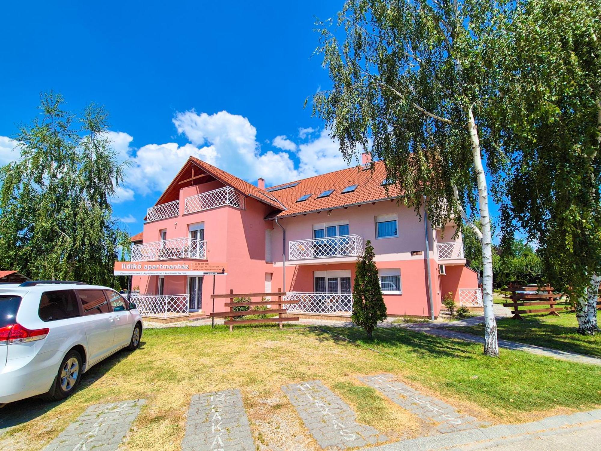 Ildiko Apartmanhaz Zamárdi Dış mekan fotoğraf
