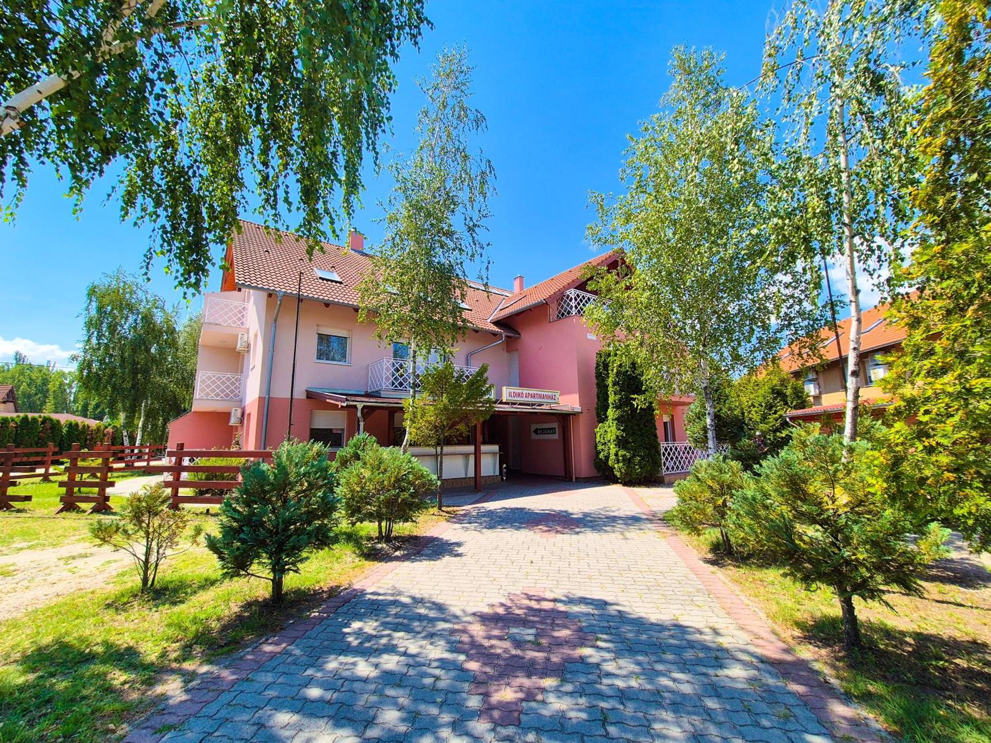 Ildiko Apartmanhaz Zamárdi Dış mekan fotoğraf