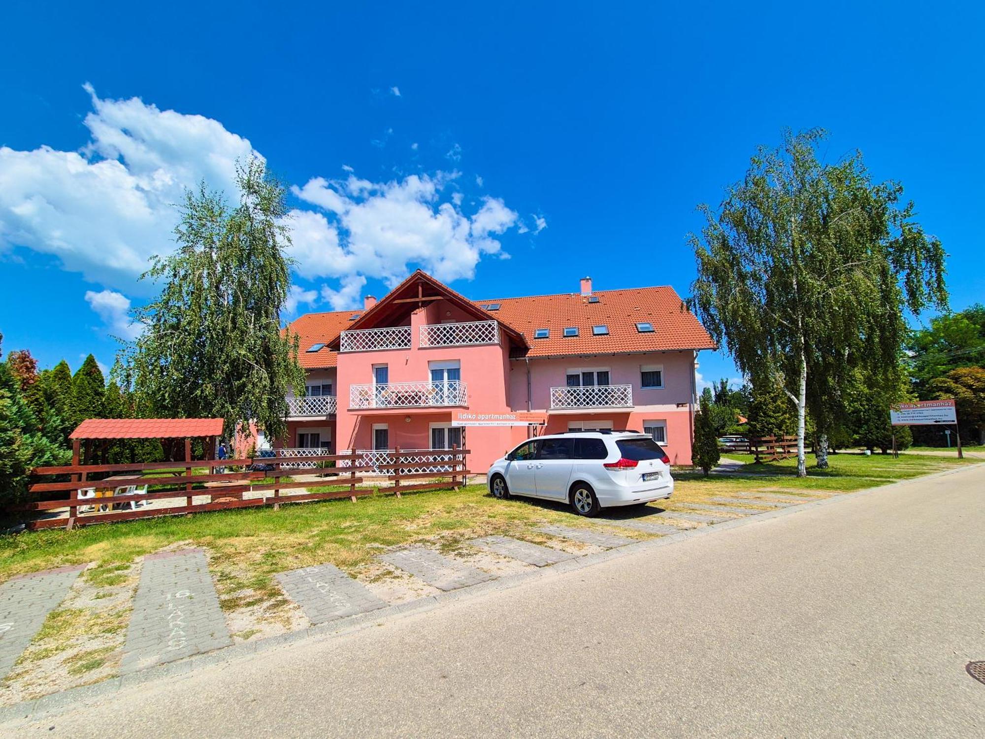 Ildiko Apartmanhaz Zamárdi Dış mekan fotoğraf