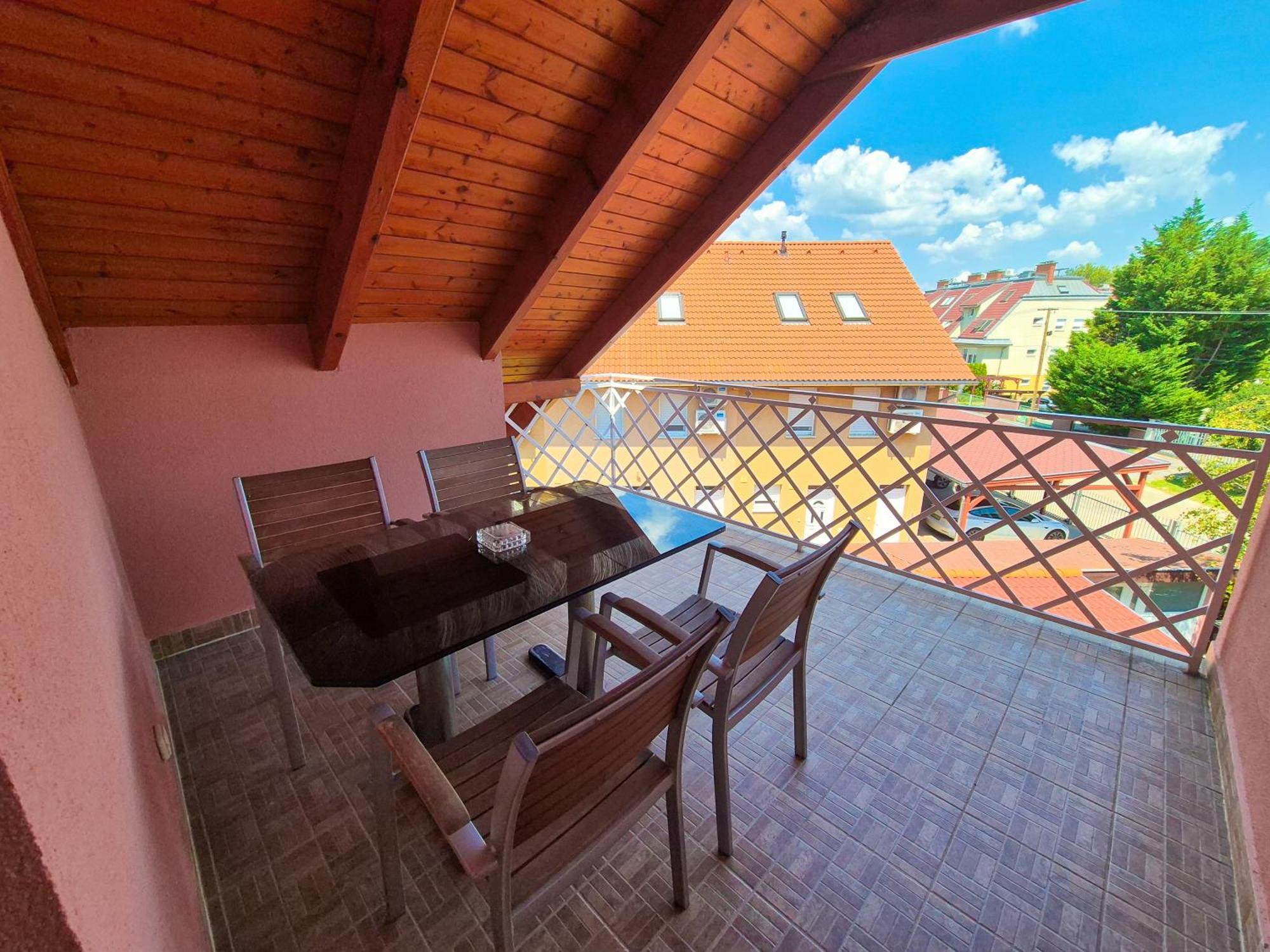 Ildiko Apartmanhaz Zamárdi Dış mekan fotoğraf