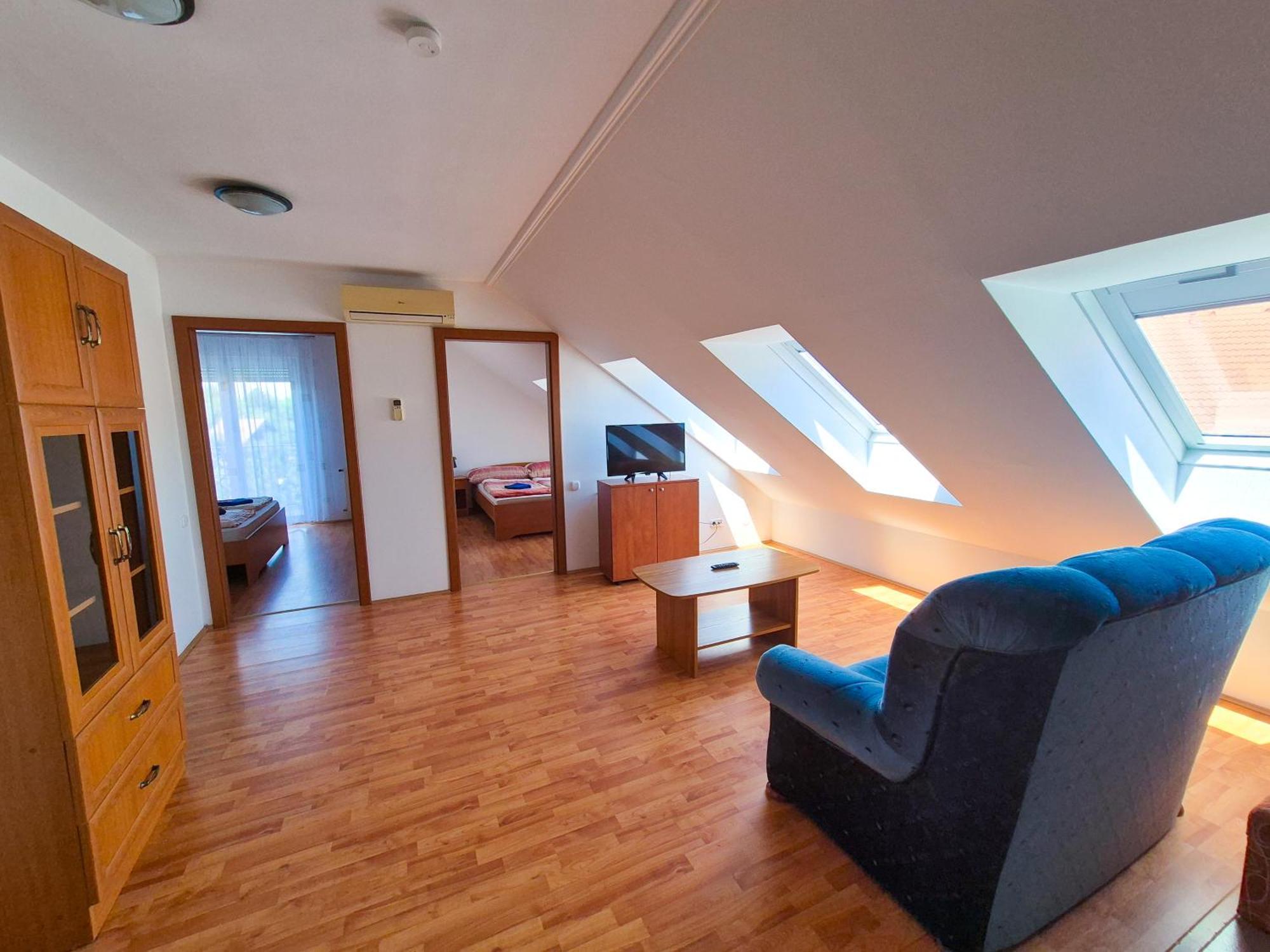 Ildiko Apartmanhaz Zamárdi Dış mekan fotoğraf