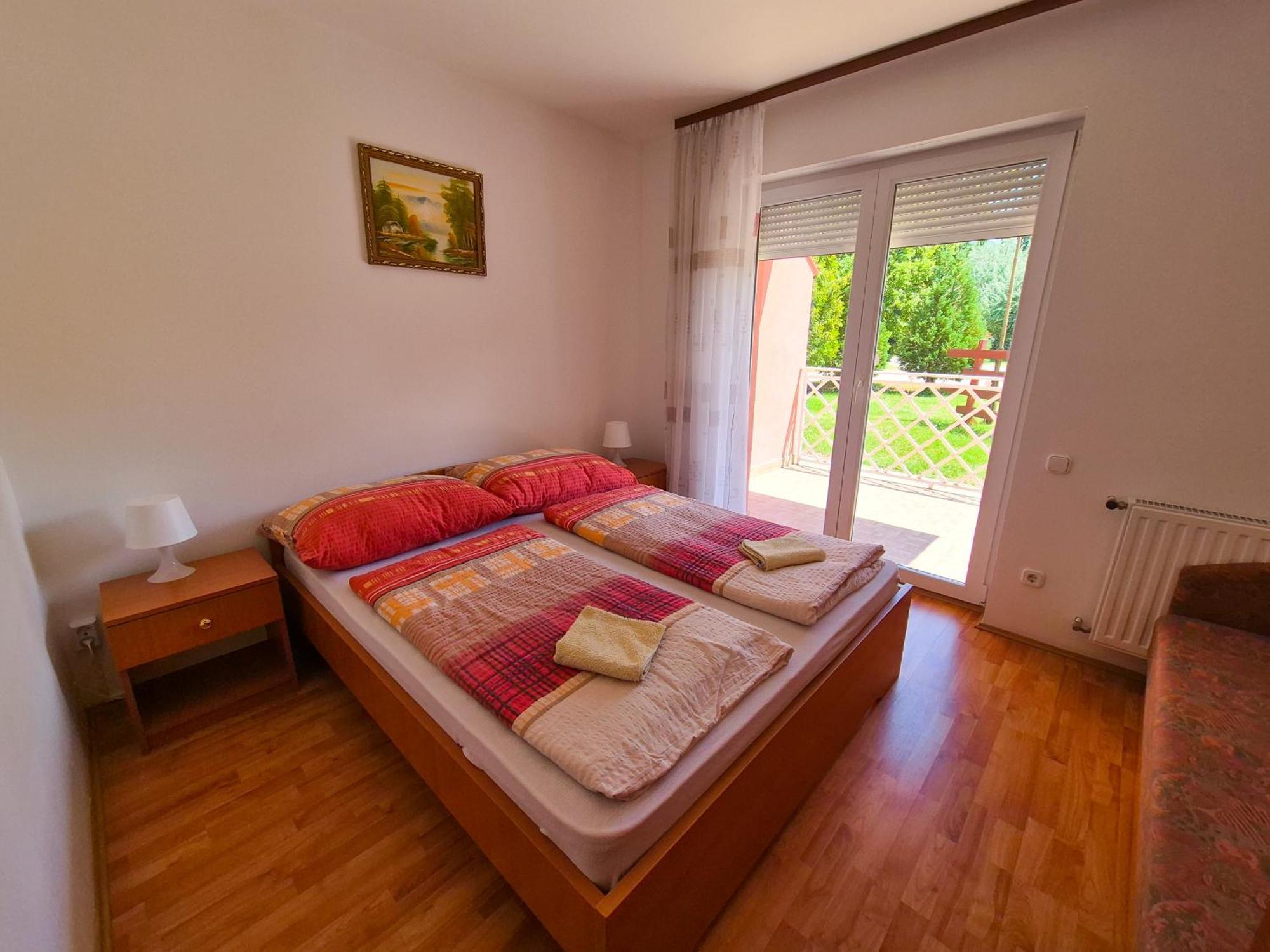 Ildiko Apartmanhaz Zamárdi Dış mekan fotoğraf