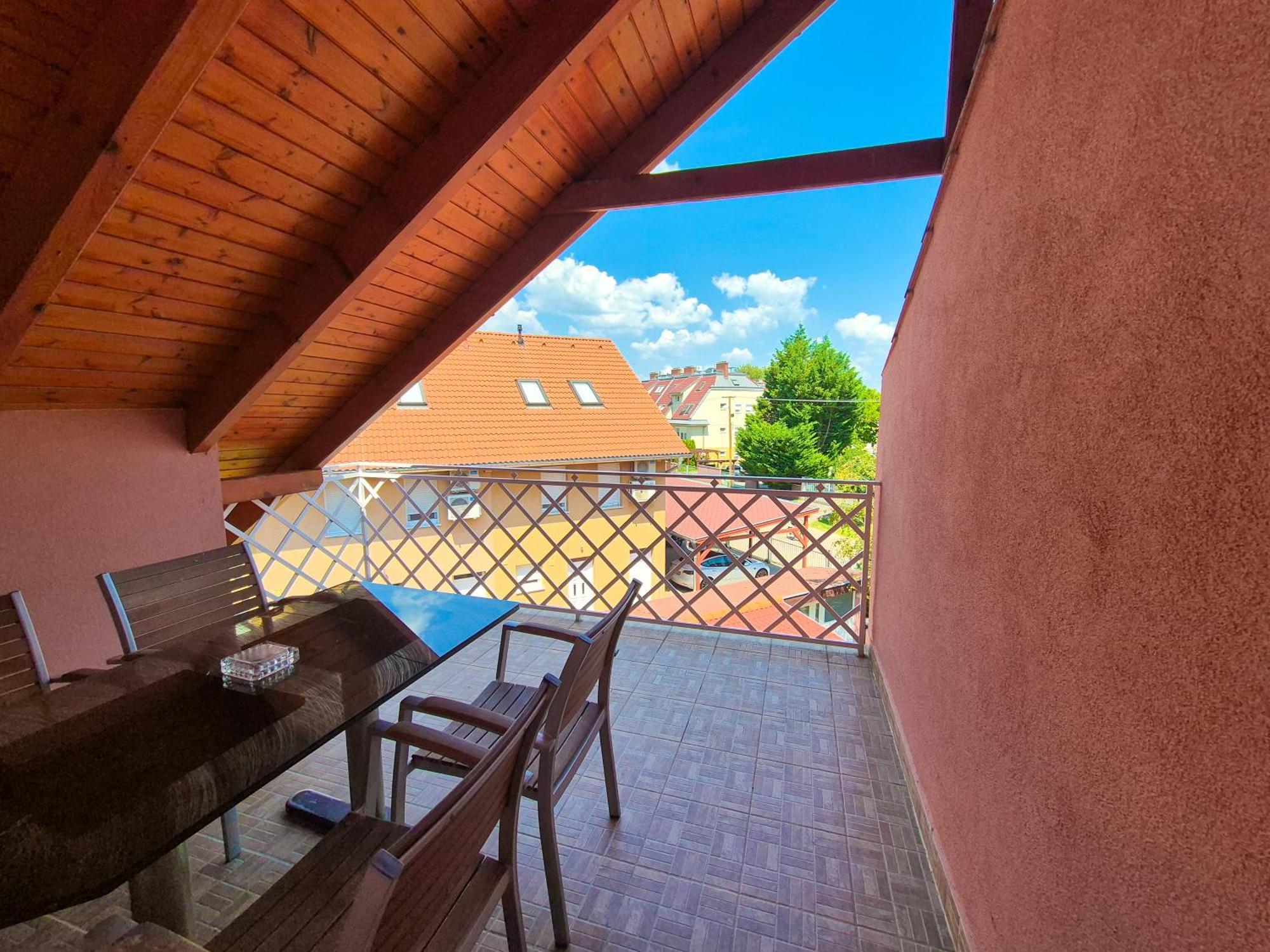 Ildiko Apartmanhaz Zamárdi Dış mekan fotoğraf