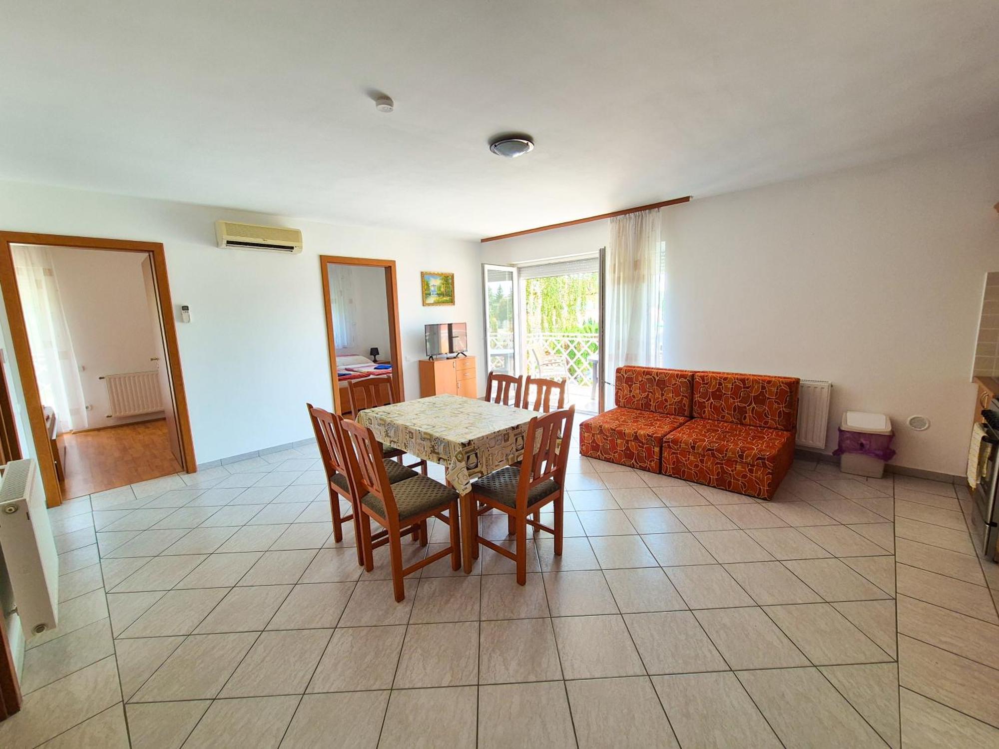 Ildiko Apartmanhaz Zamárdi Dış mekan fotoğraf