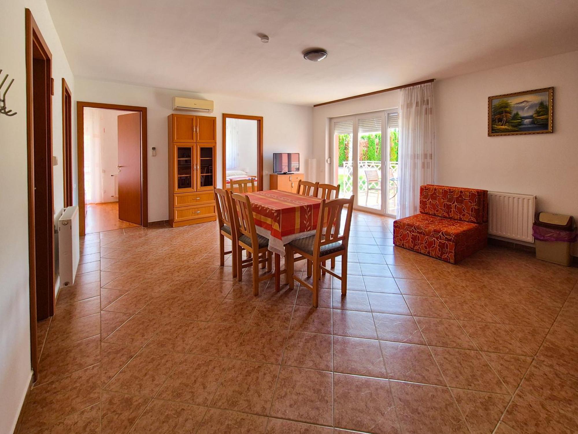 Ildiko Apartmanhaz Zamárdi Dış mekan fotoğraf