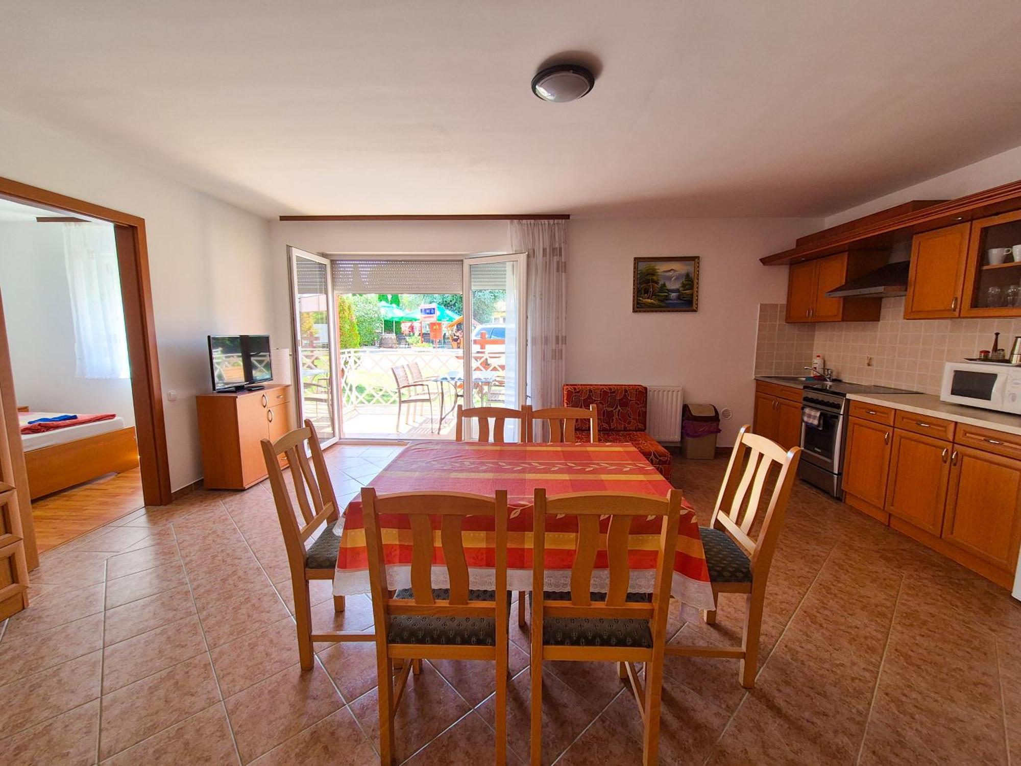 Ildiko Apartmanhaz Zamárdi Dış mekan fotoğraf